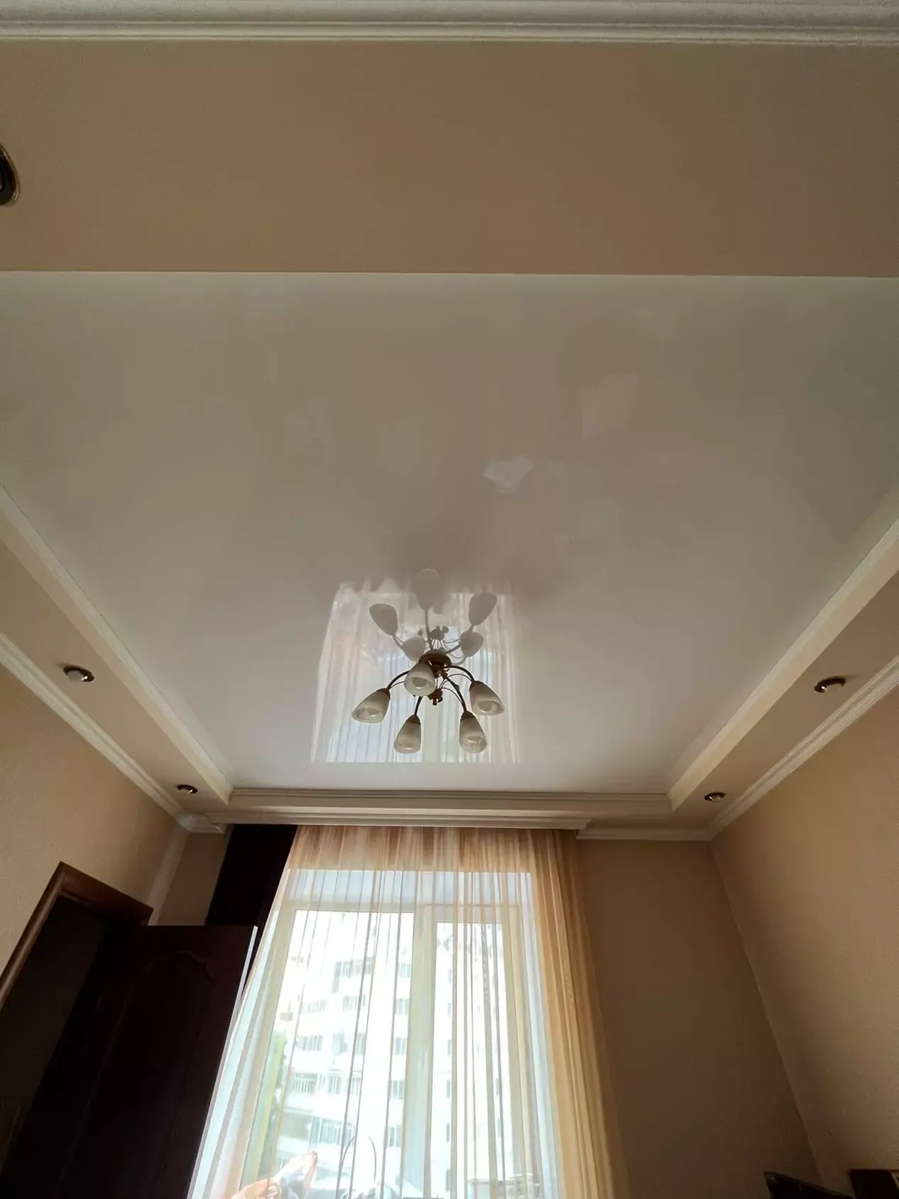 Двухуровневый натяжной потолок MSD Premium — Омск, улица Орджоникидзе, 273а, фото 1